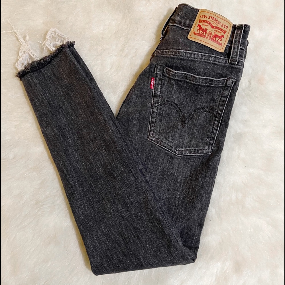 Levi’s Wedgie Skinny Jeans